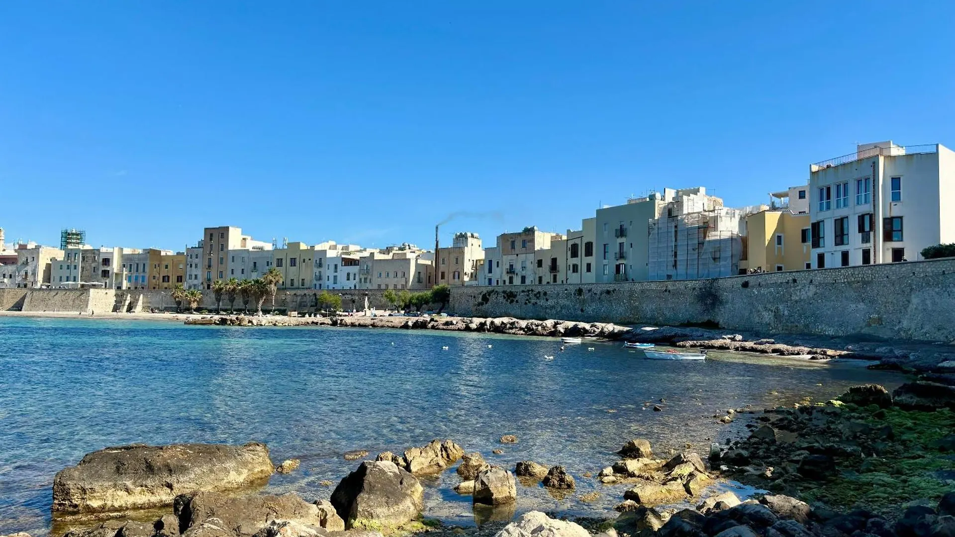 Tre Gemme Center Apartment Trapani 0*,